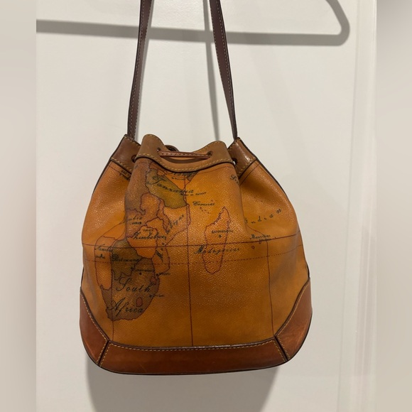 Vintage Map Print Drawstring Bucket Bag - Picture 3 of 9